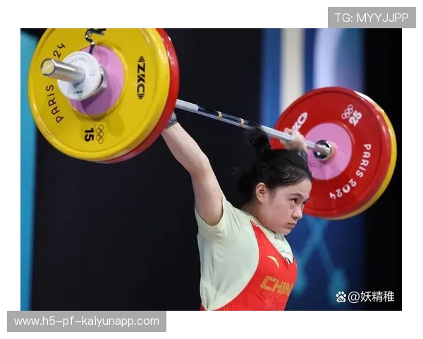 国际举重科研项目关注女性训练周期化管理方案,女性举重记录 国际举重科研项目关注女性训练周期化管理方案,女性举重记录